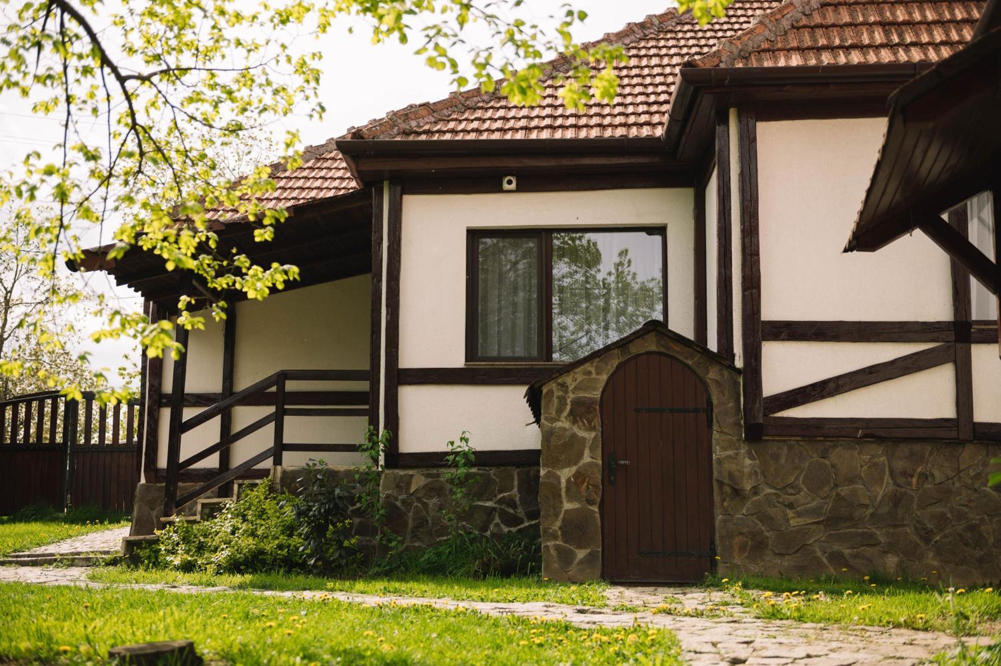 Casa Vatra Sinteului - Cu Sala De Evenimente De Capacitate Mare - Se Inchiriaza Integral Villa Socet Dış mekan fotoğraf